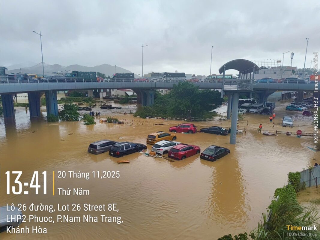 VBI NỖ LỰC ĐỒNG HÀNH CÙNG MIỀN TRUNG MÙA LŨ